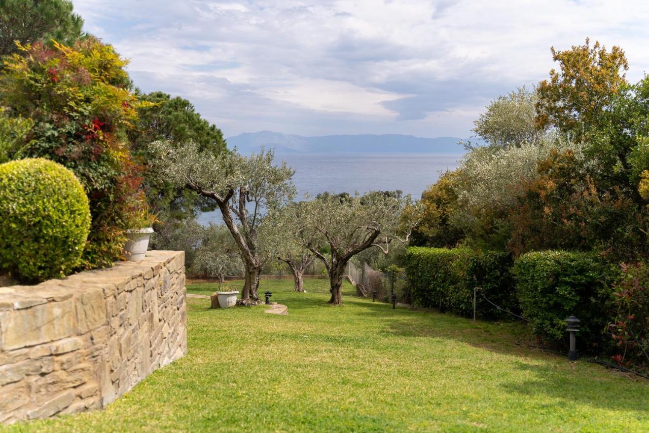 Villa Elia Kavala - Mediterranean Holiday Villa PalaiónTsiflíkion Buitenkant foto